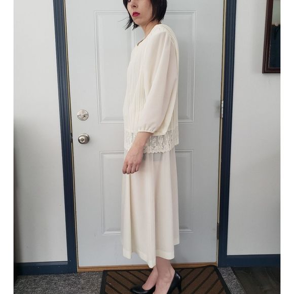 80s Cream Dress‎ - Picture 2 of 4